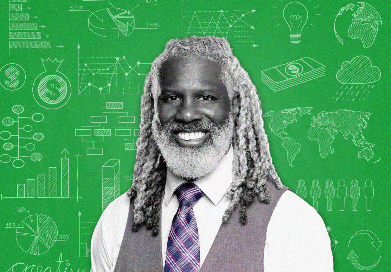Meet the financial-literacy teacher who helps high-school students open their own Roth IRAs — MarketWatch, Madrid Schools news