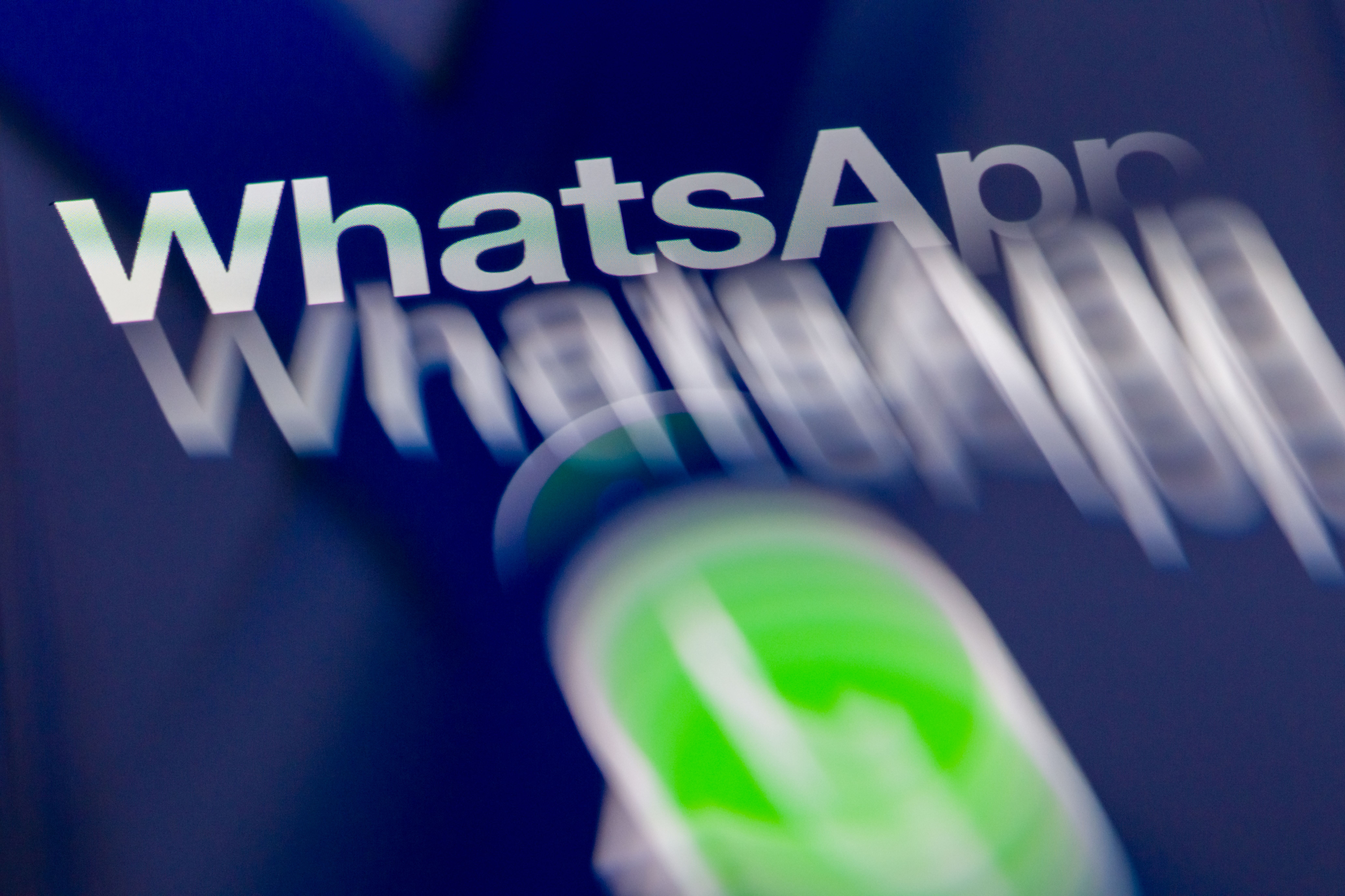 WhatsApp Help Pages Leaked Hidden Instructions for a Meta Chatbot — Wired, Madrid Technology news